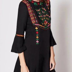 JOIE - Gosinda Crewneck Embroidered Bell-sleeve Short Dress In Caviar - SIZE M